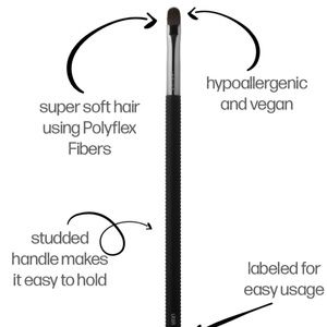 Laruce brush LR165 Lip
